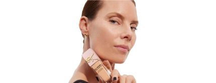 BUILD A ROUTINE THAT GLOWS